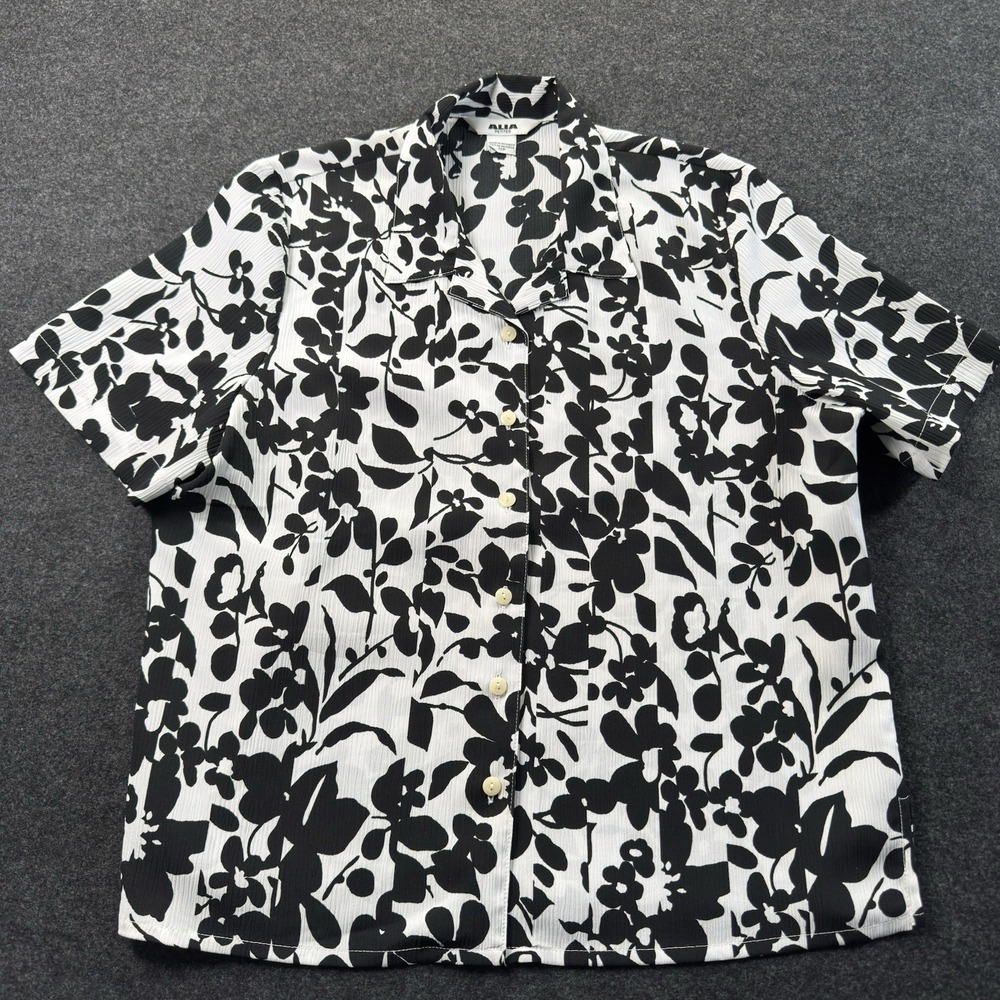 ALIA PETITE Women's Short Sleeve Button Blouse Black/White Foral SZ 12 Petite